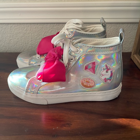 Very gently used JoJo Siwa Shoes - Picture 3 of 6